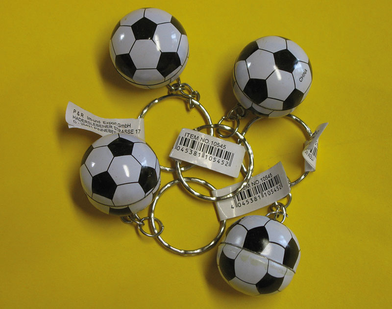313_Artikel_NitzlingDE Fußball an Schlüsselkette